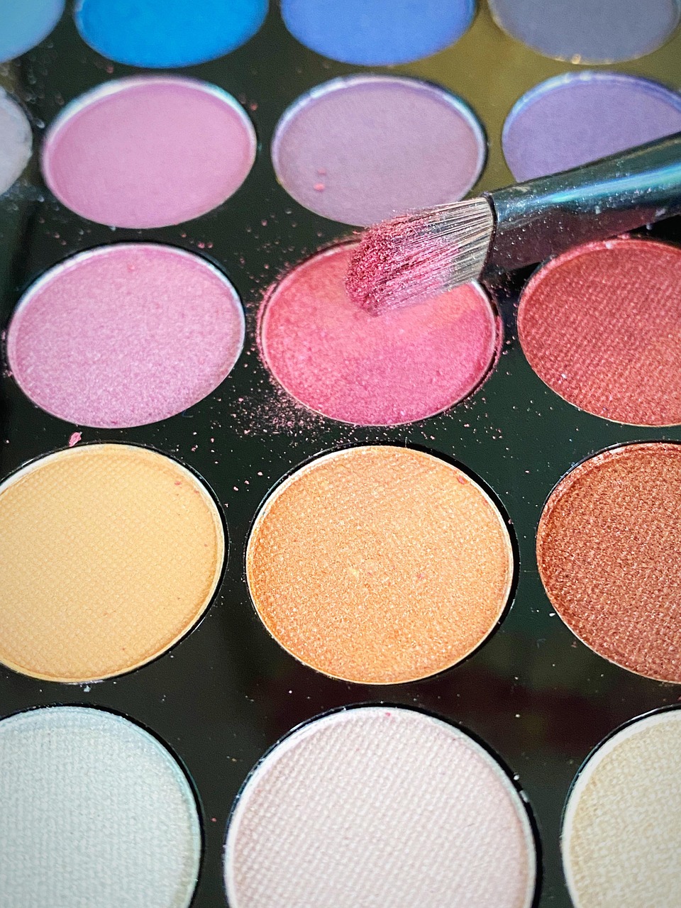 eyeshadow palette, makeup, cosmetics, beauty, brush, palette